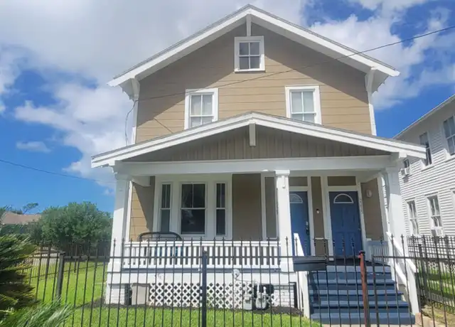 Property at 2223 35th St Unit 2225 35th (up), Galveston, TX, 77550, 2 beds, 1 bath, [object Object]