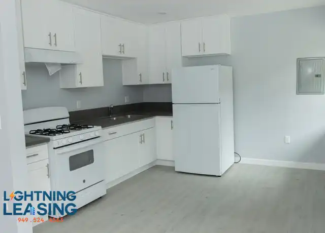 Property at 3923 Gibraltar Ave Unit 4D, Los Angeles, CA, 90008, 1 bed, 1 bath, [object Object]