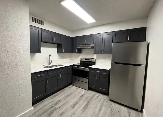 Photo of 2501 W Ocotillo Rd, Phoenix, AZ 85017