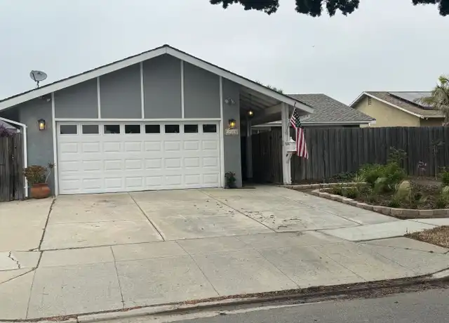 Property at 10289 Darling Rd, Ventura, CA, 93004, 3 beds, 2 baths, [object Object]
