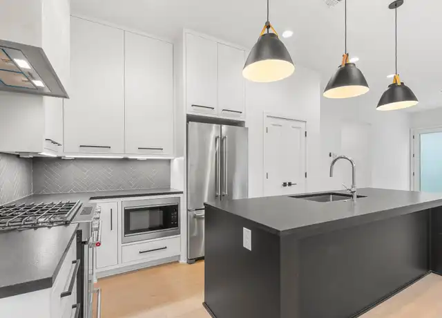 Property at 3512 Mosley Ct Unit B, Houston, TX, 77004, 3 beds, 2.5 baths, [object Object]