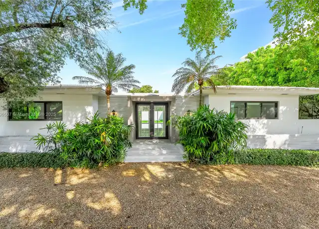 Property at 112 E 1st Ct, Miami Beach, FL, 33139, 5 beds, 4 baths, [object Object]