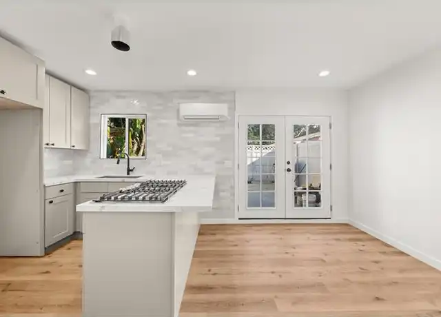 Property at 2026 W Spring St, Long Beach, CA, 90810, 1 bed, 1 bath, [object Object]