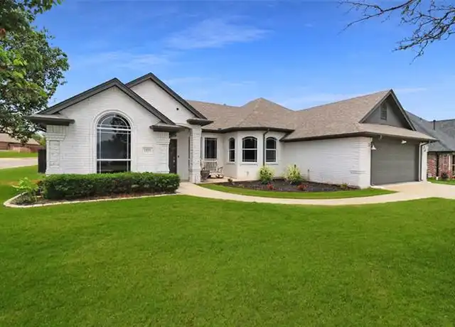 Property at 1101 Breanne Ct, Burleson, TX, 76028, 3 beds, 2 baths, [object Object]