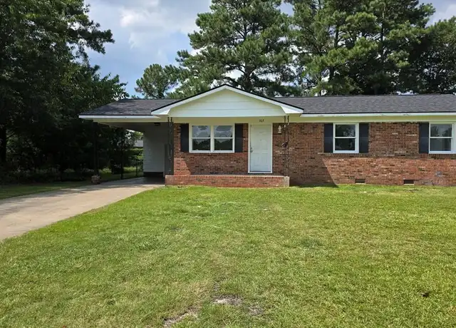 Property at 303 Cartwright Dr, Fayetteville, NC, 28303, 3 beds, 1.5 baths, [object Object]