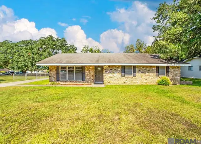Property at 4821 Newell St, Zachary, LA, 70791, 3 beds, 2 baths, [object Object]