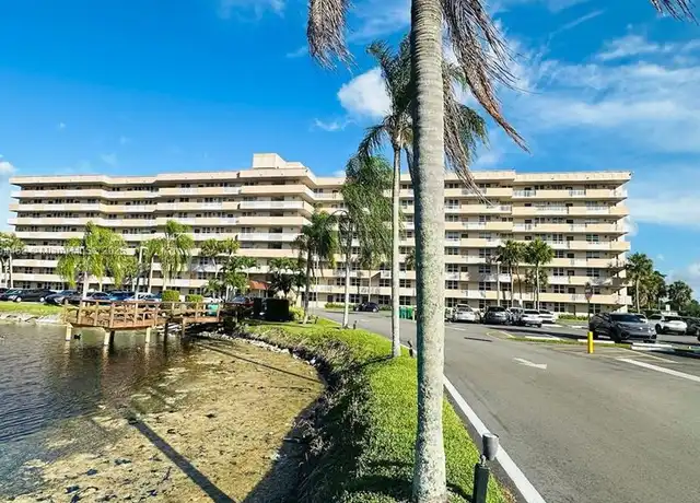 Property at 250 Jacaranda Dr #806, Plantation, FL, 33324, 2 beds, 2 baths, [object Object]