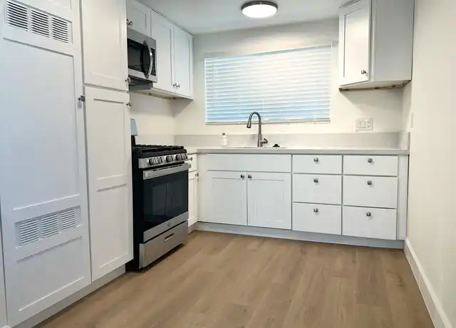 Property at 717 W Provential Dr Unit D, Anaheim, CA, 92805, 2 beds, 1 bath, [object Object]