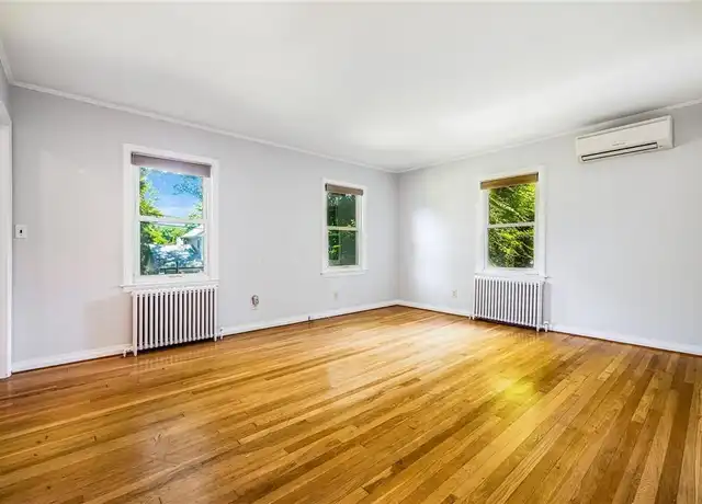 Property at 11 Hillside Pl, Rye, NY, 10580, 3 beds, 2 baths, [object Object]