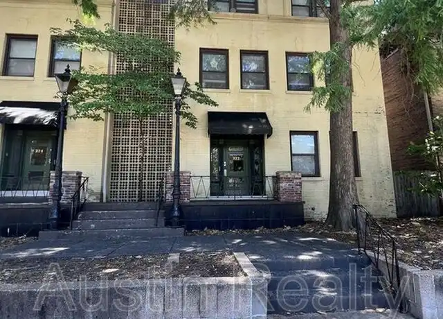 Property at 322 N Newstead Ave Unit 3W, St. Louis, MO, 63108, 1 bed, 1 bath, [object Object]