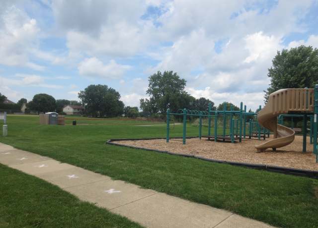 Photo of 1051 Rockport Dr #1051, Carol Stream, IL 60188