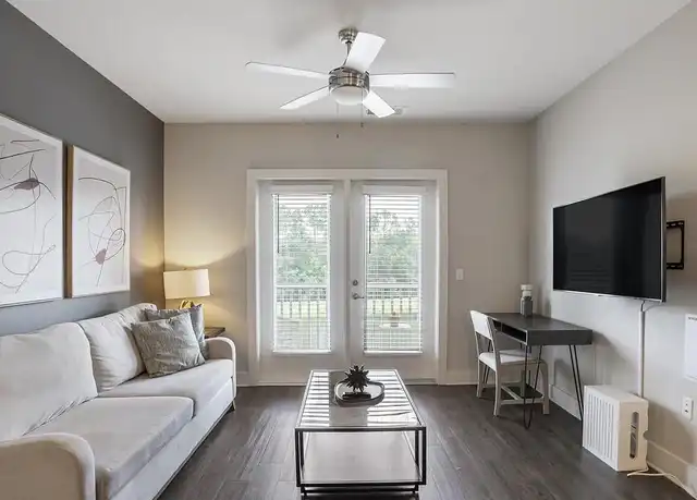 Property at 5110 Alston Glen Dr, Cary, NC, 27519, 1-2 bed, 1-2 bath, [object Object]