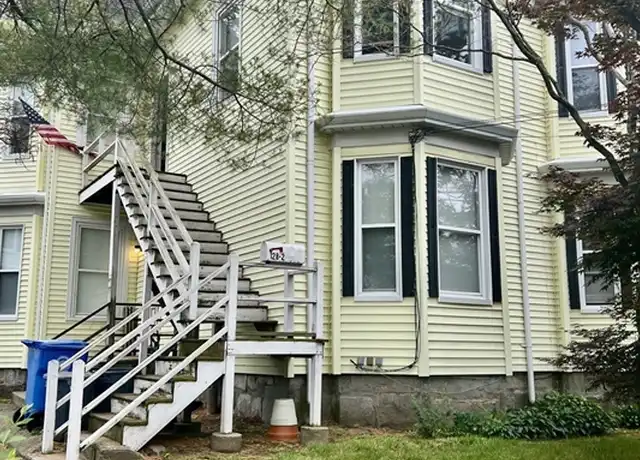 Property at 128 Adams St Unit 2, Waltham, MA, 02453, 3 beds, 1 bath, [object Object]