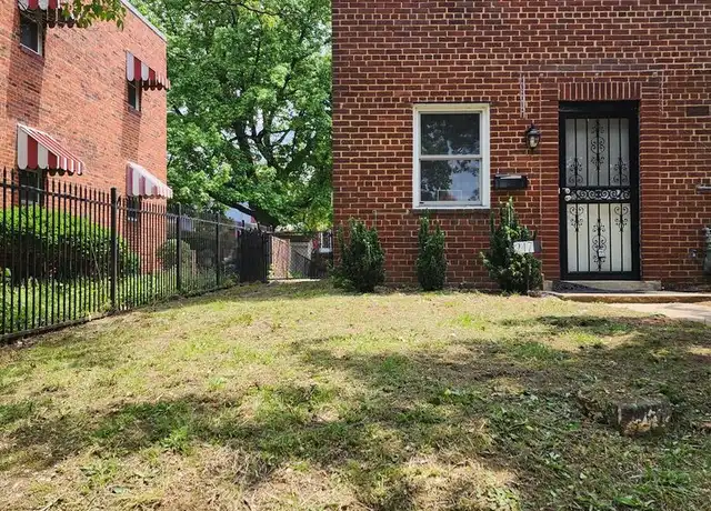 Property at 247 Anacostia Ave NE, Washington, DC, 20019, 2 beds, 1 bath, [object Object]