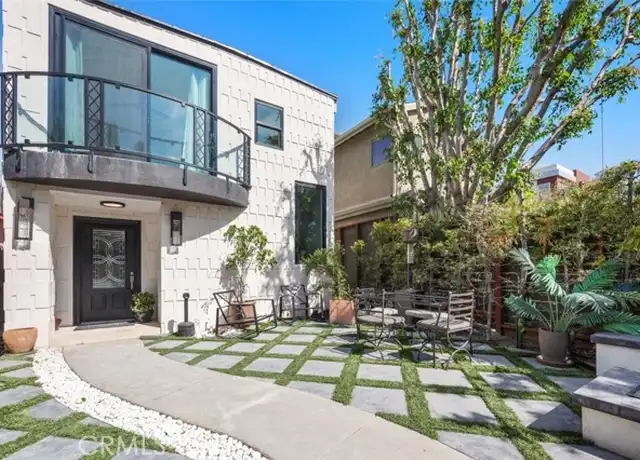 Property at 905 Dickson St, Marina del Rey, CA, 90292, 4 beds, 2.5 baths, [object Object]