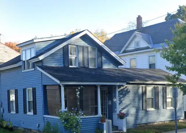 Property at 370 North St, Burlington, VT, 05401, 4 beds, 1.5 baths, [object Object]