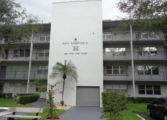 Property at 251 SW 132nd Way Unit 404H, Pembroke Pines, FL, 33027, 1 bed, 1.5 baths, [object Object]