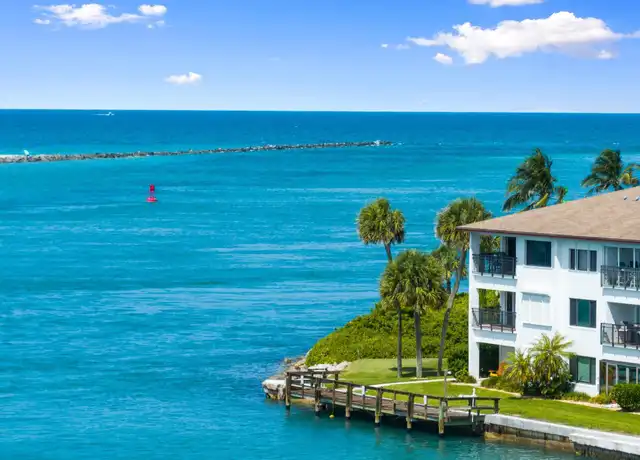 Property at 1630 Seaway Dr #307, Fort Pierce, FL, 34949, 2 beds, 2 baths, [object Object]