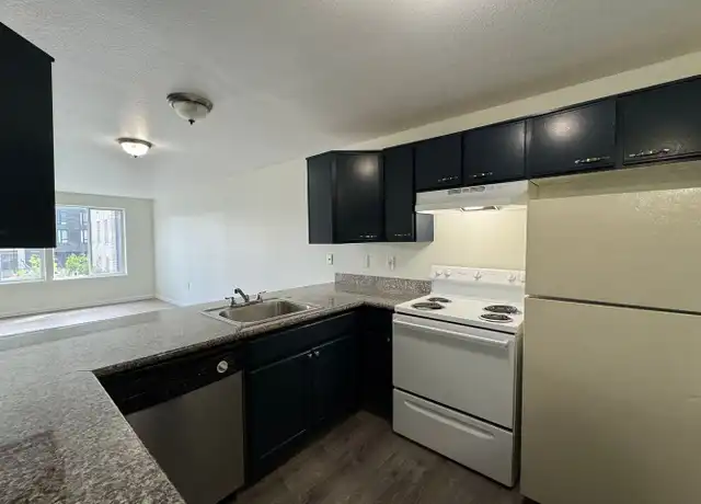 Property at 312-318 SE 160th Ave Unit 318-01, Portland, OR, 97233, 3 beds, 2 baths, [object Object]