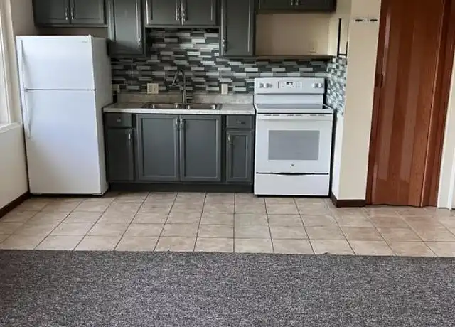 Property at 252 Ohio Ave Apt 303, McDonald, OH, 44437, 1 bed, 1 bath, [object Object]