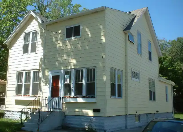 Property at 527 Hall Ave Unit 1, St Paul, MN, 55107, 2 beds, 1 bath, [object Object]
