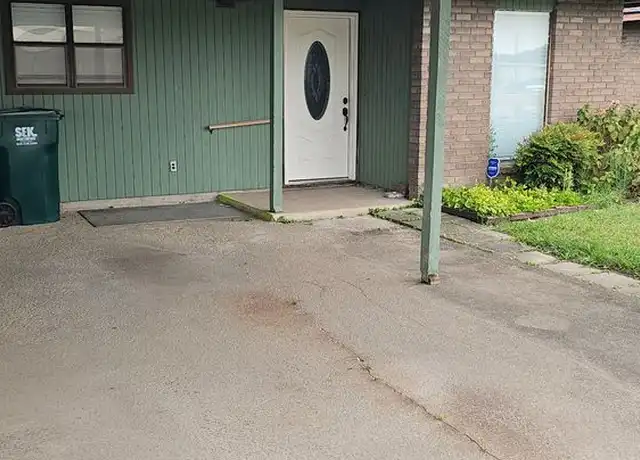 Property at 504 N Cline Rd Unit H, Coffeyville, KS, 67337, 2 beds, 1 bath, [object Object]