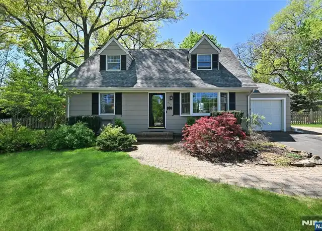 Property at 618 Fox Ct, Ridgewood, NJ, 07450, 4 beds, 2 baths, [object Object]