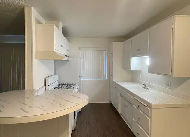Property at 35 Esperanza Ave Unit 1, Long Beach, CA, 90802, 1 bed, 1 bath, [object Object]