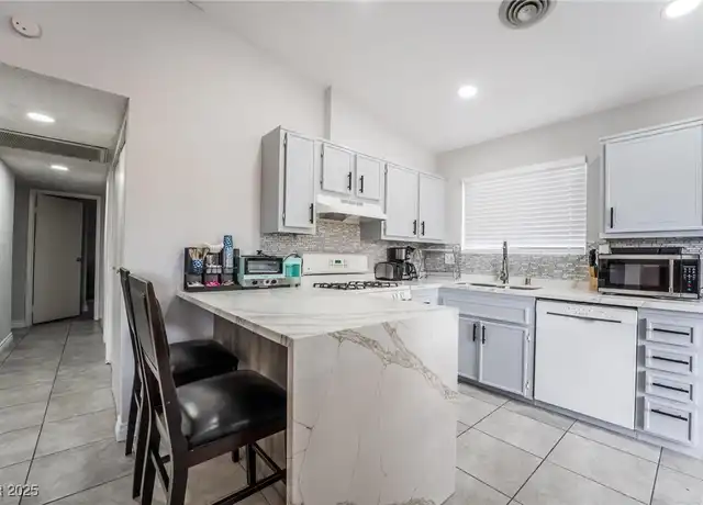 Property at 6467 Pawlow Ave, Las Vegas, NV, 89118, 3 beds, 2 baths, [object Object]
