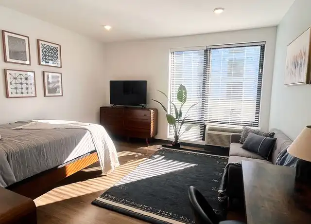 Property at 4400 Douglas St, Omaha, NE, 68131, 0 beds, 1 bath, [object Object]