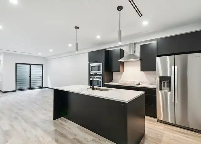 Property at 2020 Dreer St, Philadelphia, PA, 19125, 1-2 bed, 1-2 bath, [object Object]