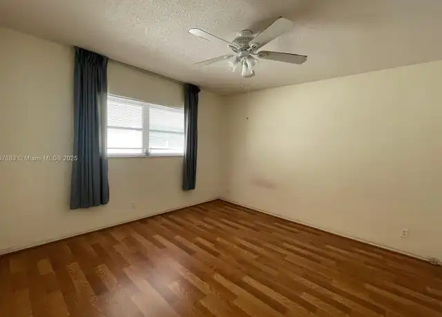 Property at 1300 N 17th Ave #207, Hollywood, FL, 33020, 1 bed, 1 bath, [object Object]