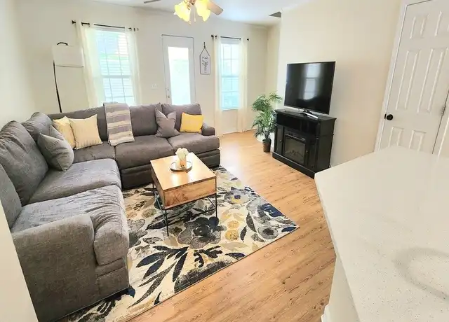 Property at 1835 Shaylin Loop, Antioch, TN, 37013, 2 beds, 2.5 baths, [object Object]