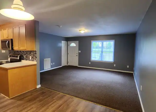 Property at 606 North St Unit B, Belmont, NC, 28012, 2 beds, 1.5 baths, [object Object]