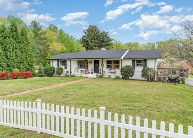 Property at 2606 Wexford Pl, High Point, NC, 27265, 3 beds, 2 baths, [object Object]