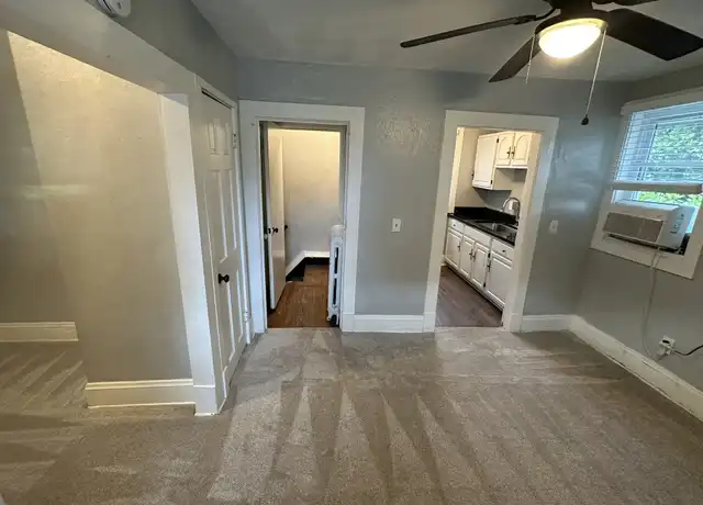 Property at 4804 Gosnold Ave Unit 8, Norfolk, VA, 23508, 1 bed, 1 bath, [object Object]