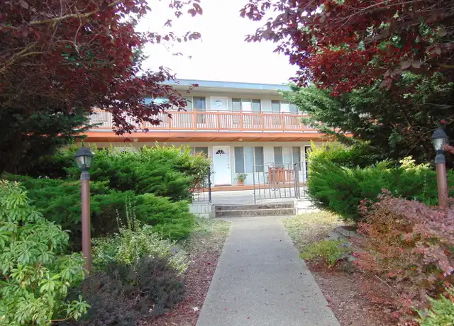 Property at 717 A St NE #4, Auburn, WA, 98002, 1 bed, 1 bath, [object Object]