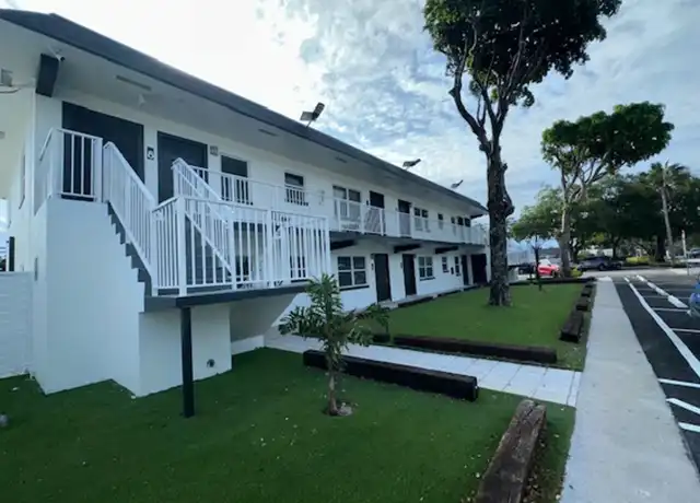Property at 3616 NE 11th Ave Unit 3660-2, Oakland Park, FL, 33334, 1 bed, 1 bath, [object Object]