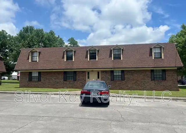 Property at 408 Oklahoma St Unit 3, Madisonville, TN, 37354, 2 beds, 1 bath, [object Object]