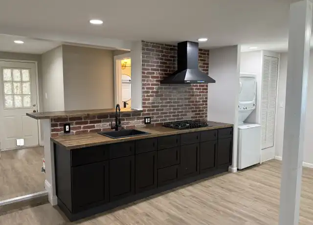 Property at 1706 W Southgate Ave, Fullerton, CA, 92833, 1 bed, 1 bath, [object Object]