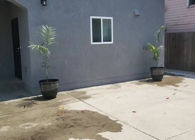 Property at 2920 1/2 S Palm Grove Ave, Los Angeles, CA, 90016, 2 beds, 2 baths, [object Object]