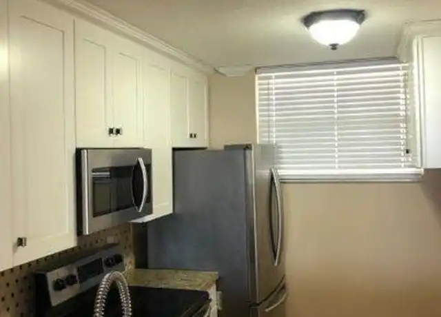 Property at 114 Lake Emerald Dr #305, Oakland Park, FL, 33309, 2 beds, 2 baths, [object Object]