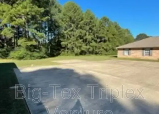 Property at 274 N Pecan St, Nash, TX, 75569, 2 beds, 1 bath, [object Object]
