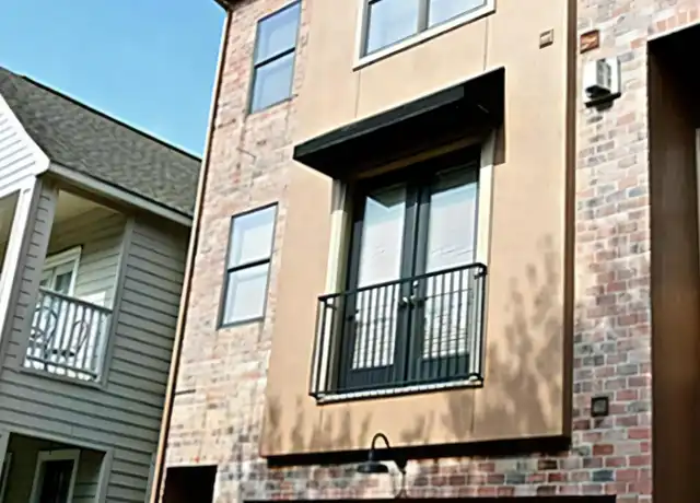 Property at 953 Yale St Unit A, Houston, TX, 77008, 3 beds, 2.5 baths, [object Object]