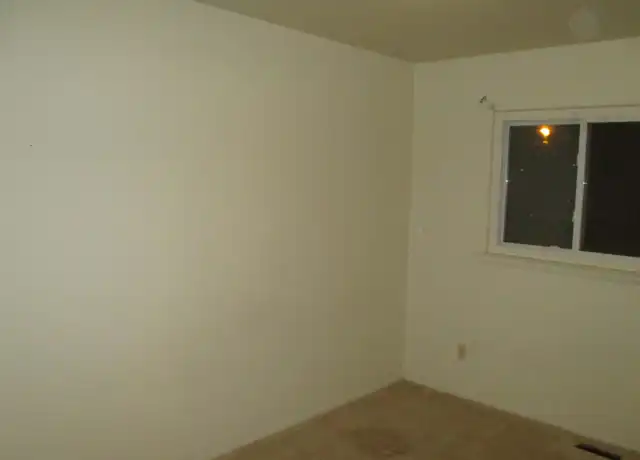 Property at 4736 Lowcroft Ave, Lansing, MI, 48910, 3 beds, 1 bath, [object Object]