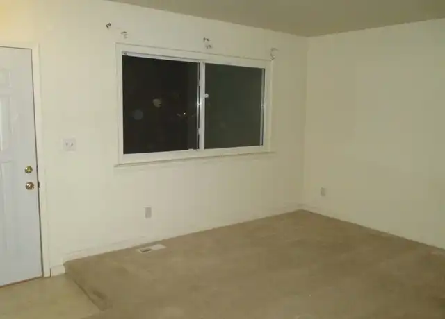 Property at 4736 Lowcroft Ave, Lansing, MI, 48910, 3 beds, 1 bath, [object Object]
