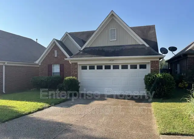 Property at 10127 Cross Valley Dr, Cordova, TN, 38018, 3 beds, 2 baths, [object Object]