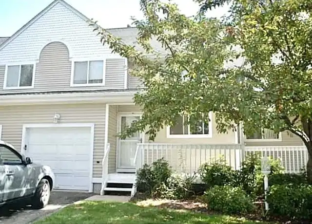 Property at 10 Florence Way #10, Farmington, CT, 06032, 2 beds, 3.5 baths, [object Object]