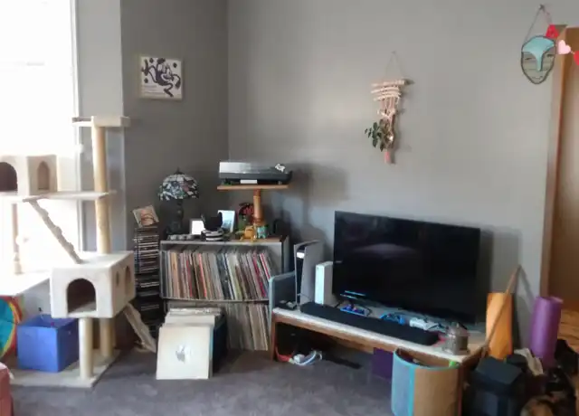 Property at 1173 E Madison St Unit 1, Eau Claire, WI, 54703, 3 beds, 1 bath, [object Object]