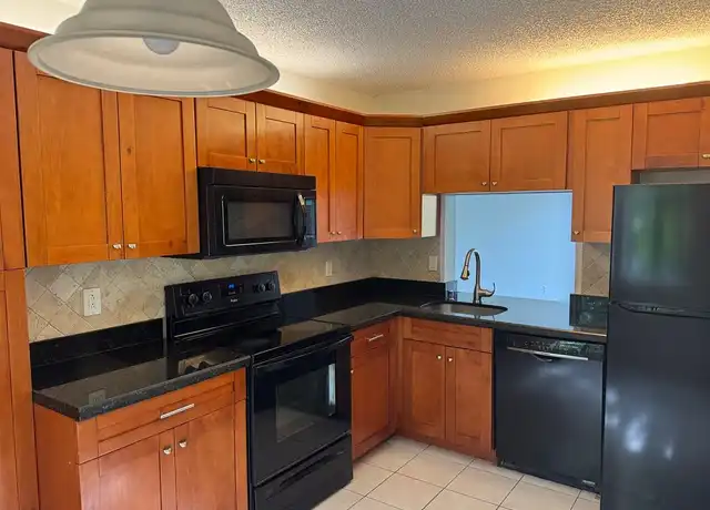 Property at 3733 Carambola Cir N, Coconut Creek, FL, 33066, 3 beds, 2.5 baths, [object Object]